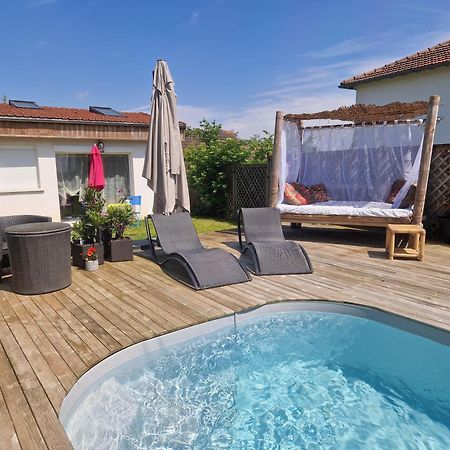 La Serenite Balinaise, Chambre Et Sdb Privee, Jardin , Piscine Et Jacuzzi En Saison, Pres De Chantilly, Parc Asterix Et Cdg Et Paris En 20' 奥利拉维勒 外观 照片