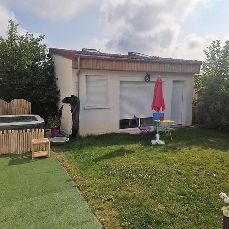 La Serenite Balinaise, Chambre Et Sdb Privee, Jardin , Piscine Et Jacuzzi En Saison, Pres De Chantilly, Parc Asterix Et Cdg Et Paris En 20' 奥利拉维勒 外观 照片
