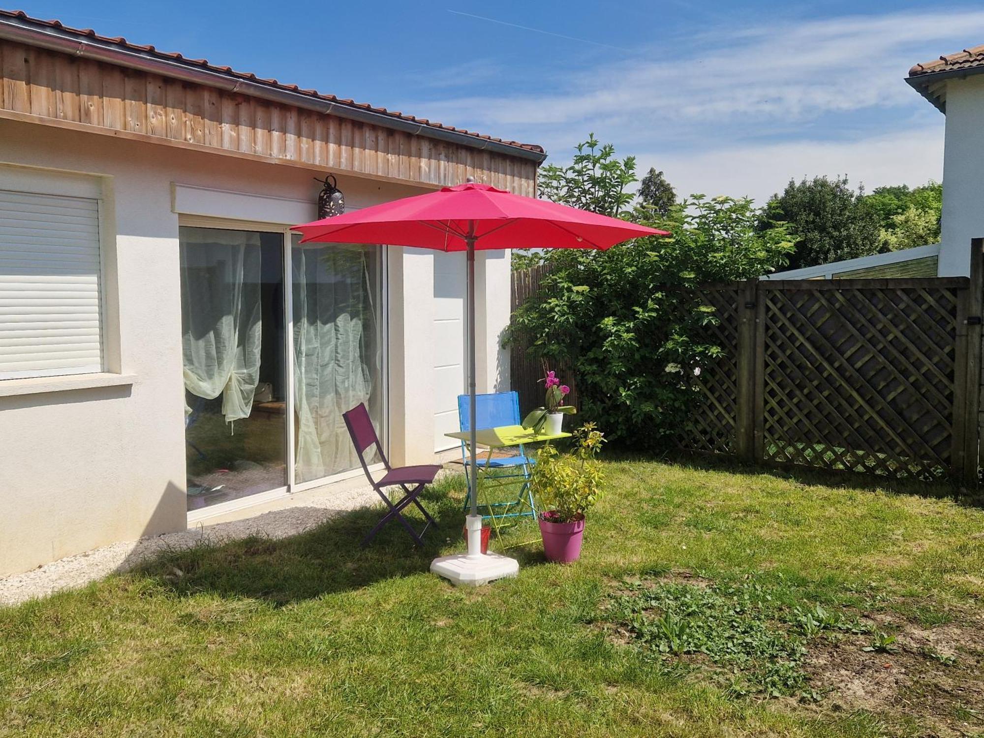 La Serenite Balinaise, Chambre Et Sdb Privee, Jardin , Piscine Et Jacuzzi En Saison, Pres De Chantilly, Parc Asterix Et Cdg Et Paris En 20' 奥利拉维勒 外观 照片