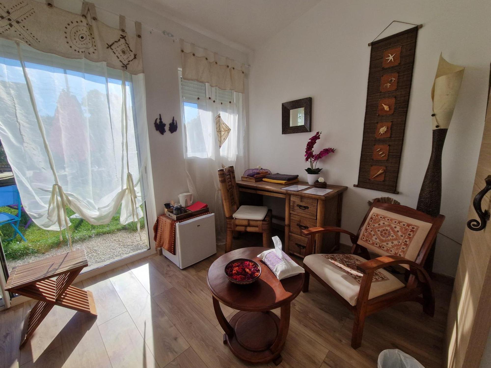 La Serenite Balinaise, Chambre Et Sdb Privee, Jardin , Piscine Et Jacuzzi En Saison, Pres De Chantilly, Parc Asterix Et Cdg Et Paris En 20' 奥利拉维勒 外观 照片